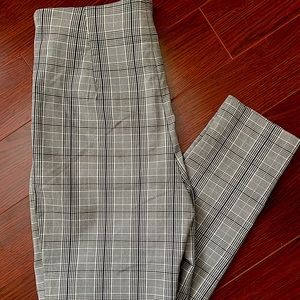 Dynamite checker business pants🤍